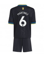 Otroške Nogometnih dresov Manchester United Lisandro Martinez #6 Tretji 2025-26 Kratki rokavi (+ hlače)